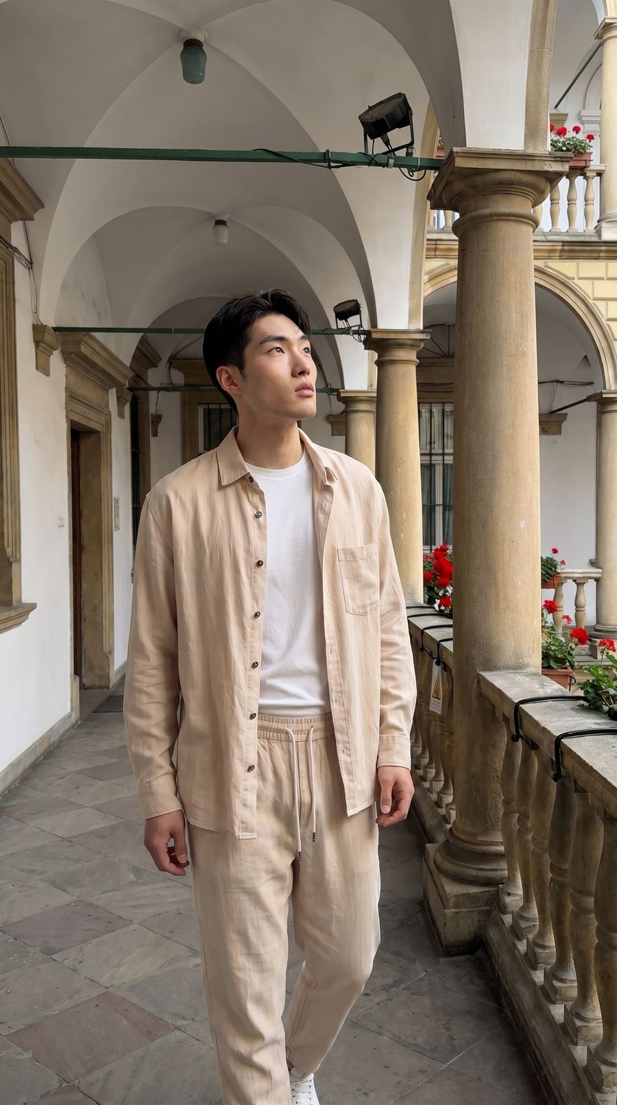Fashion — у локації